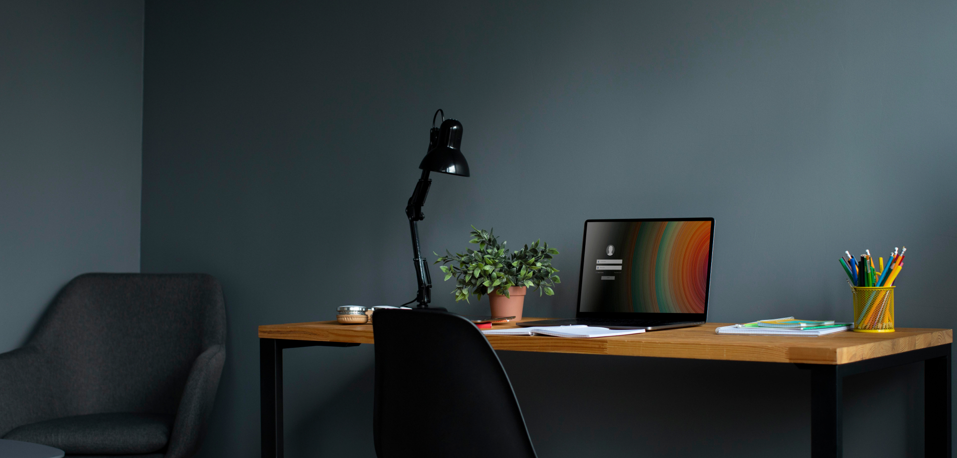 Shop and hardware supply showcase